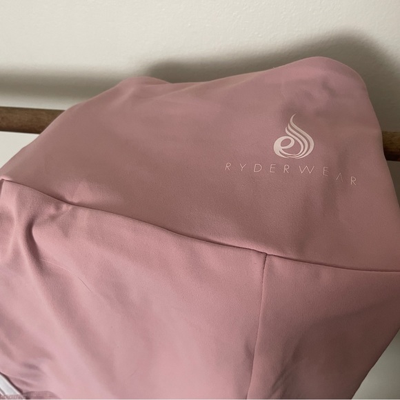 RYDERWEAR 2 pc workout set! - Picture 4 of 9